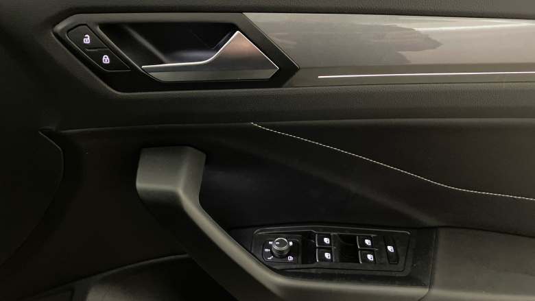 Volkswagen T-Roc 1.0 TSI Style 5dr Petrol Hatchback